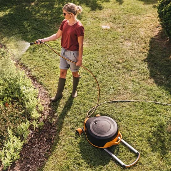 Fiskars Tekerlekli Otomatik Hortum Makarası XL 20 M+7 M 1025933 4