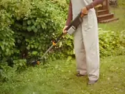 Fiskars Akülü Yüksek Dal Budama Makası Batarya Dahil 1082299B 6