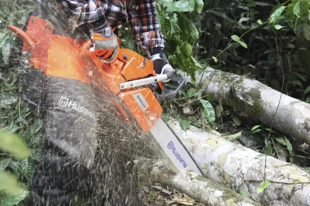 Husqvarna 365 Benzinli Motorlu Testere 3