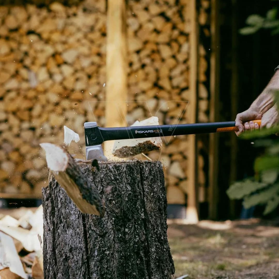Fiskars X32 L Büyük Yarma Baltası 3